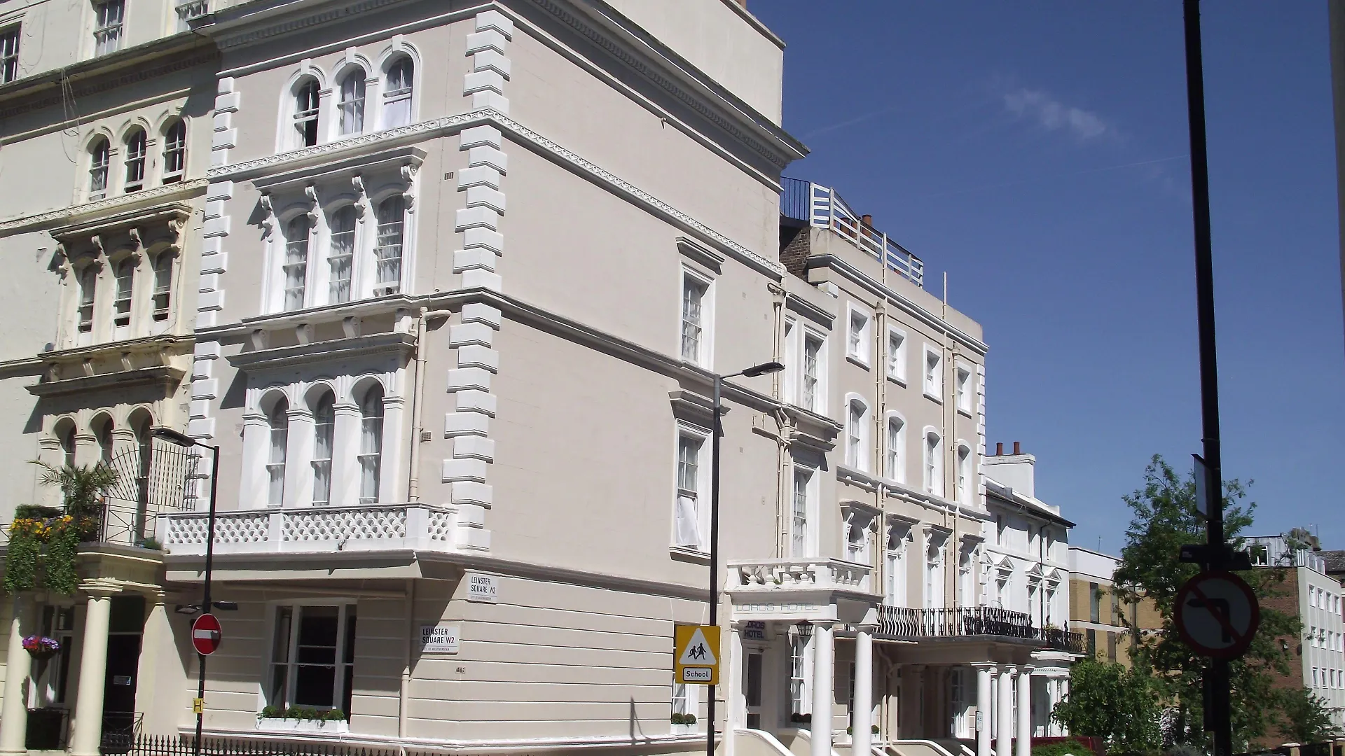 Where to Stay Near Harrods on a Budget: 7 Cheap Hotels