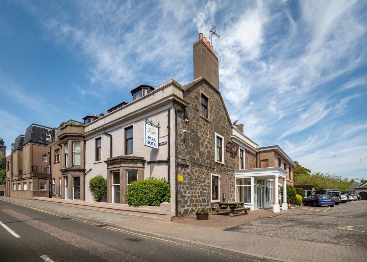 4 Smart Budget Hotels in Angus Worth Booking
